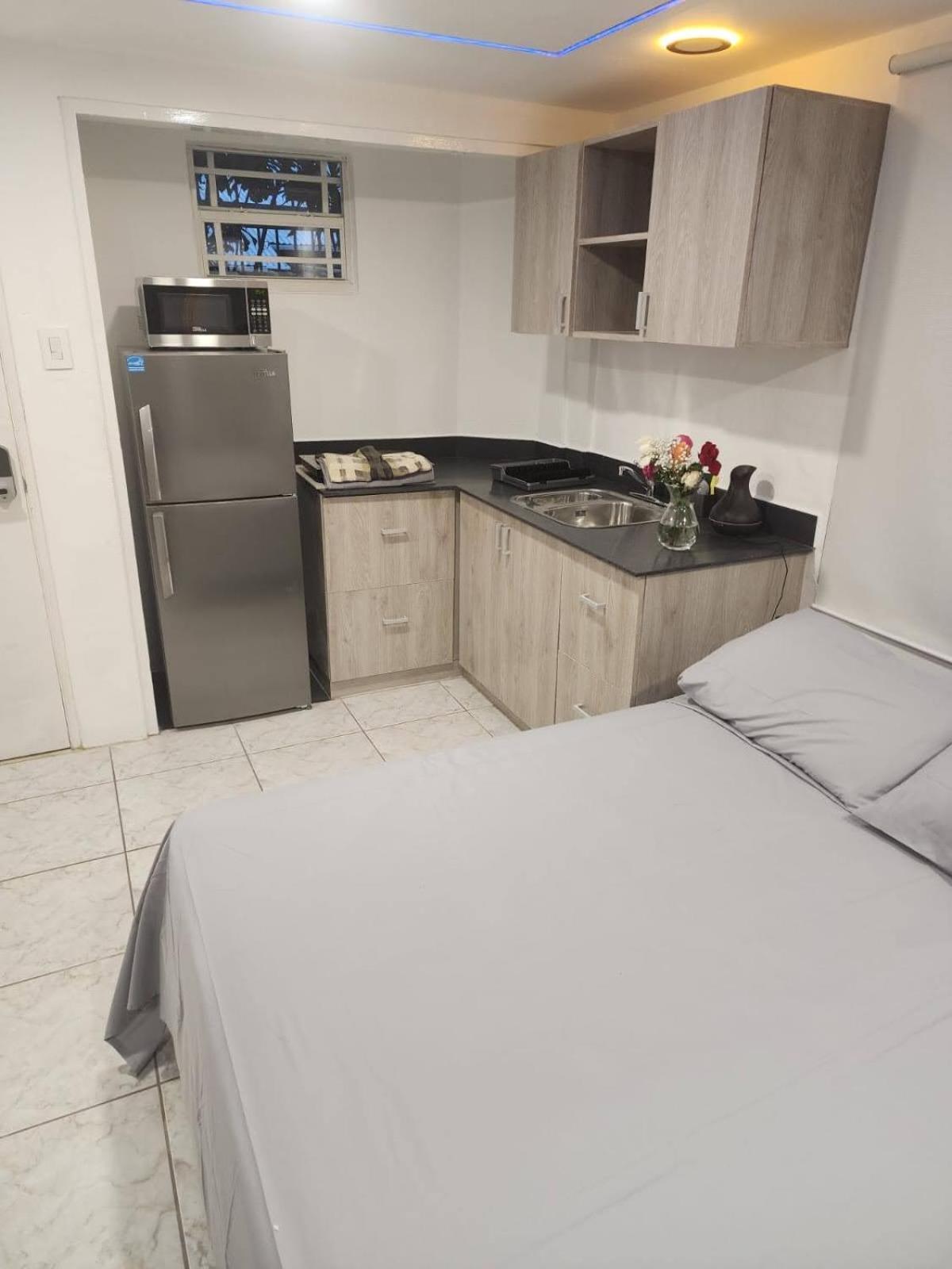 A1 Apartments Aruba Ораньестад Экстерьер фото
